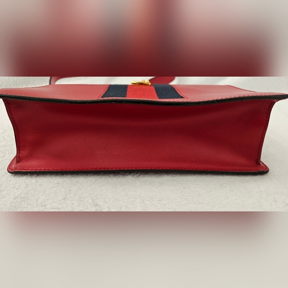 Gucci Red Sylvie - Picture 6 of 11